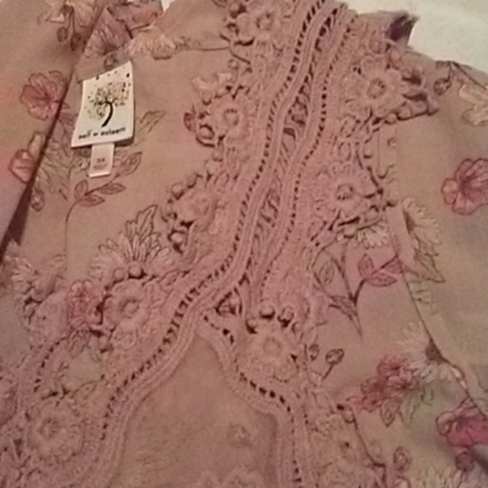 Floral open sheer top with crochet detail